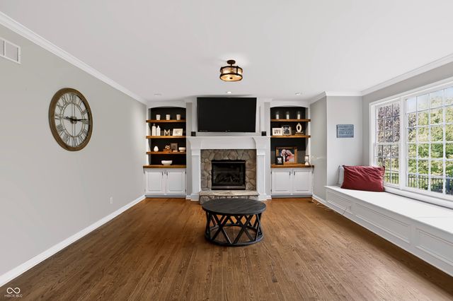 9928 Wading Crane Avenue, Fishers, IN 46055