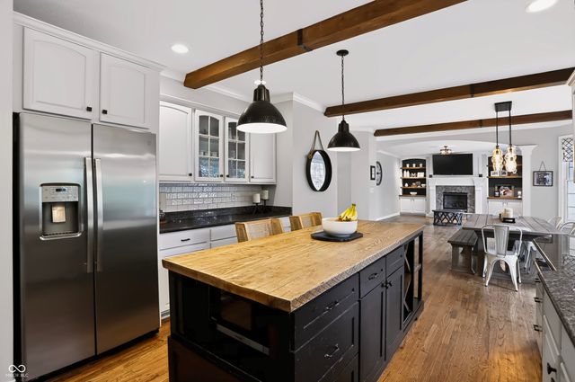 9928 Wading Crane Avenue, Fishers, IN 46055