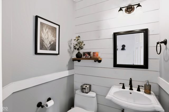9928 Wading Crane Avenue, Fishers, IN 46055