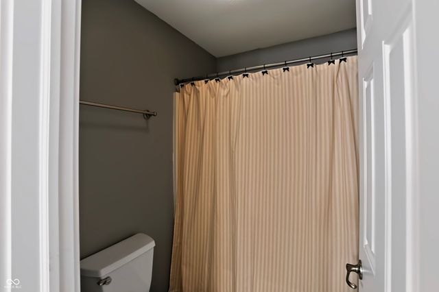 9928 Wading Crane Avenue, Fishers, IN 46055