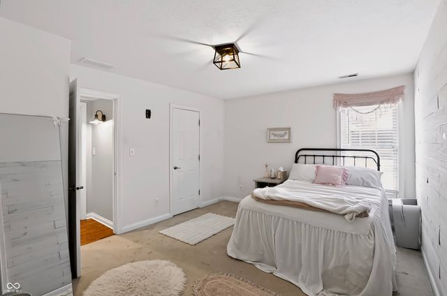 9928 Wading Crane Avenue, Fishers, IN 46055