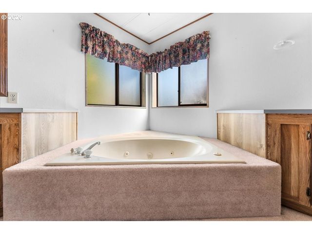 100 Sw 195TH Ave 112, Beaverton, OR 97006