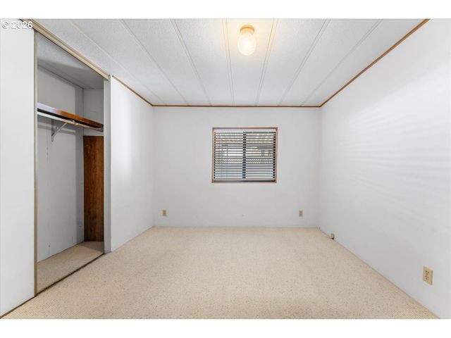 100 Sw 195TH Ave 112, Beaverton, OR 97006