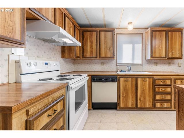 100 Sw 195TH Ave 112, Beaverton, OR 97006