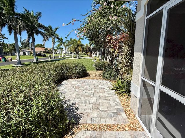 3805 SW 20TH PLACE, Cape Coral, FL 33914