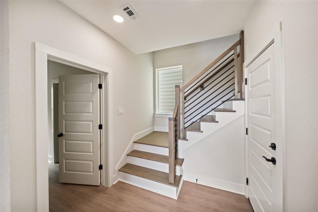 1003 E 33rd Street, Houston, TX 77022