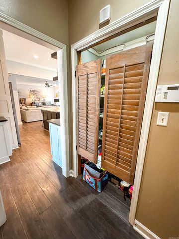 8 Hillcreek Circle, Searcy, AR 72143