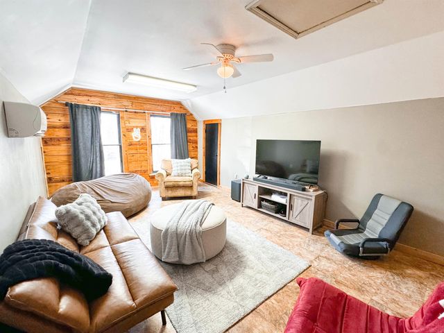 8 Hillcreek Circle, Searcy, AR 72143