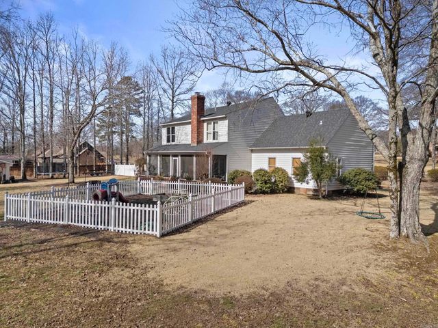 8 Hillcreek Circle, Searcy, AR 72143