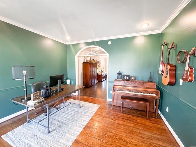 8 Hillcreek Circle, Searcy, AR 72143