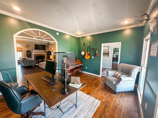 8 Hillcreek Circle, Searcy, AR 72143