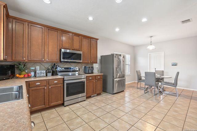 9515 Nueces Canyon, San Antonio, TX 78251