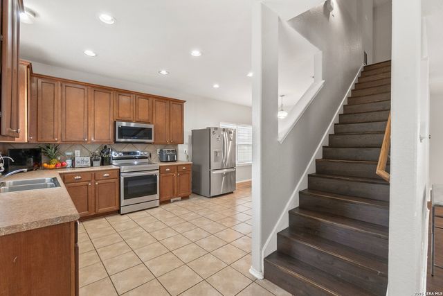 9515 Nueces Canyon, San Antonio, TX 78251