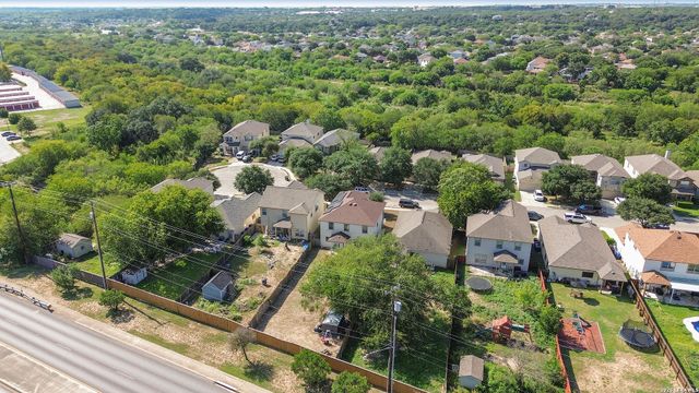 9515 Nueces Canyon, San Antonio, TX 78251