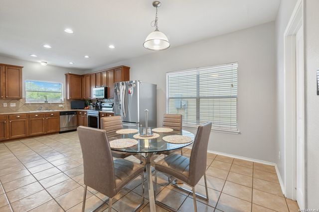 9515 Nueces Canyon, San Antonio, TX 78251