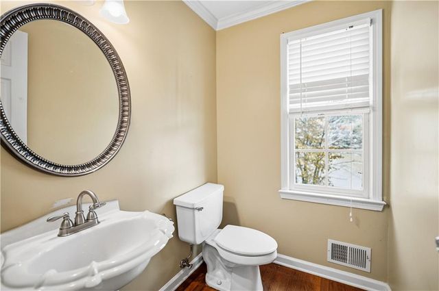 2265 Wildwood Lake Drive, Suwanee, GA 30024