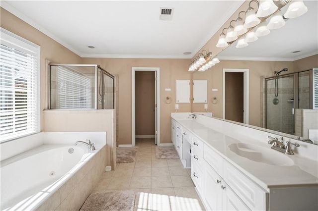 2265 Wildwood Lake Drive, Suwanee, GA 30024