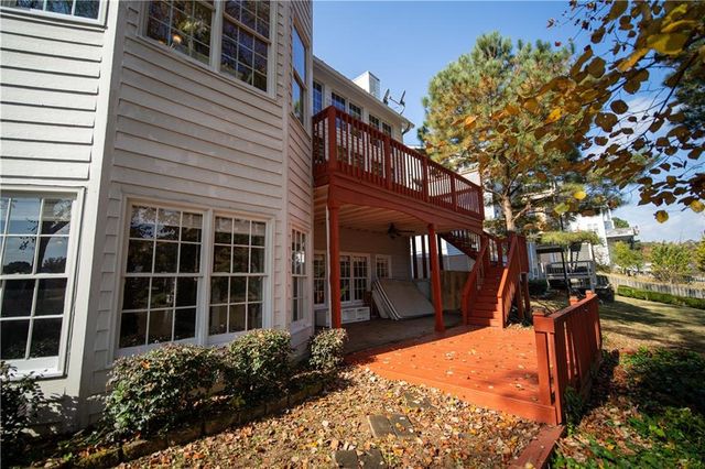 2265 Wildwood Lake Drive, Suwanee, GA 30024