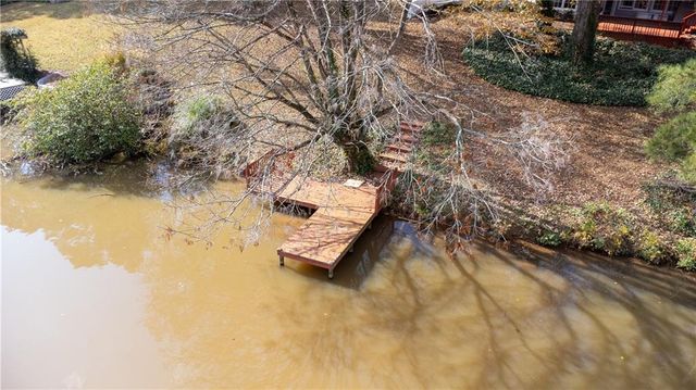 2265 Wildwood Lake Drive, Suwanee, GA 30024