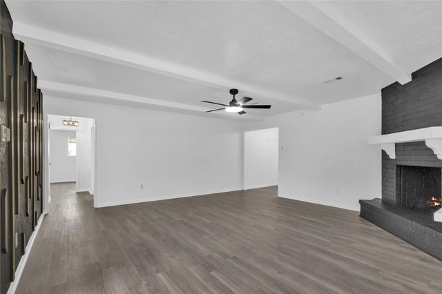 1 S Heights Street, La Marque, TX 77568