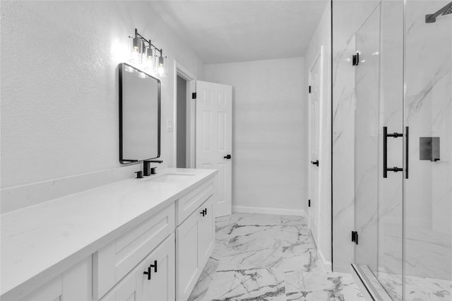 1 S Heights Street, La Marque, TX 77568