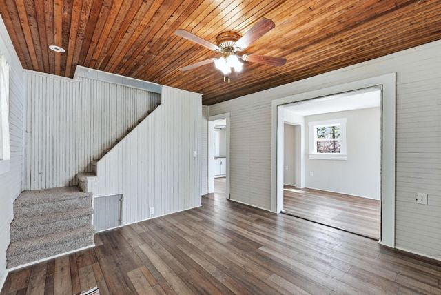 780 Lane 120 Hamilton Lk, Hamilton, IN 46742