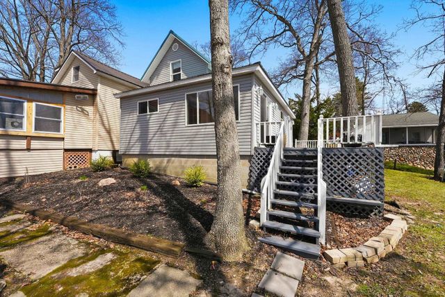 780 Lane 120 Hamilton Lk, Hamilton, IN 46742