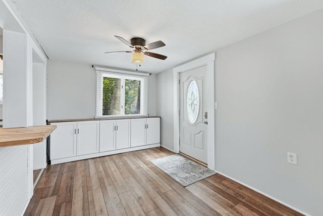 780 Lane 120 Hamilton Lk, Hamilton, IN 46742