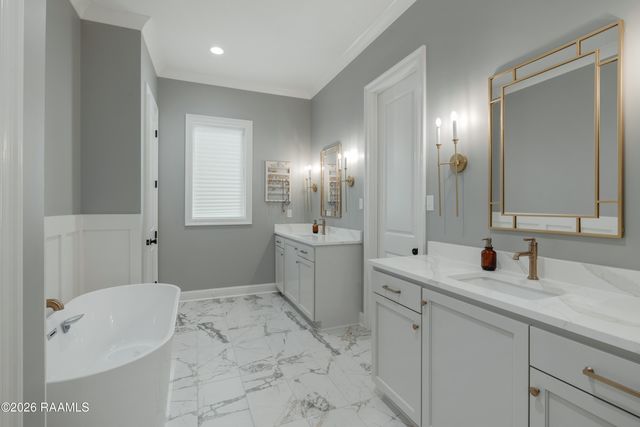 100 Sanctuary Lane, Lafayette, LA 70503