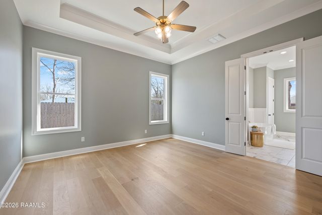 100 Sanctuary Lane, Lafayette, LA 70503