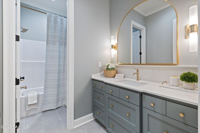 100 Sanctuary Lane, Lafayette, LA 70503
