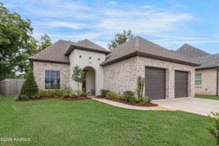 100 Sanctuary Lane, Lafayette, LA 70503