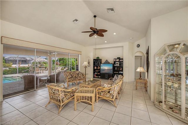 2606 SE 21st AVE, Cape Coral, FL 33904