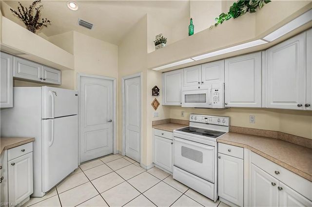 2606 SE 21st AVE, Cape Coral, FL 33904