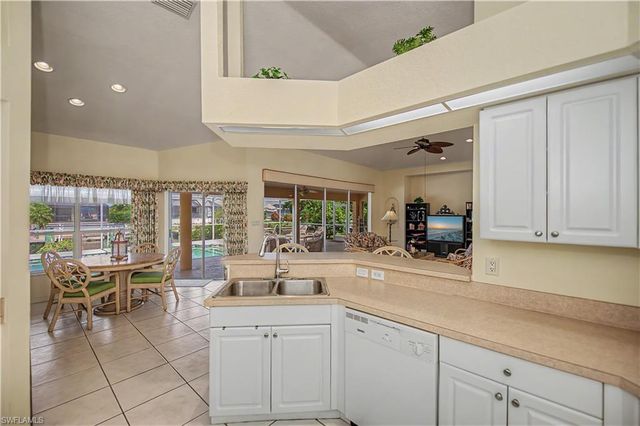 2606 SE 21st AVE, Cape Coral, FL 33904