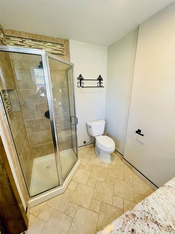 534 E Spring Valley Road E, Richardson, TX 75081