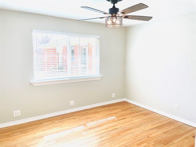 534 E Spring Valley Road E, Richardson, TX 75081