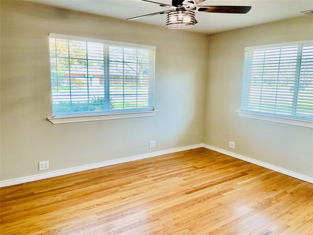 534 E Spring Valley Road E, Richardson, TX 75081