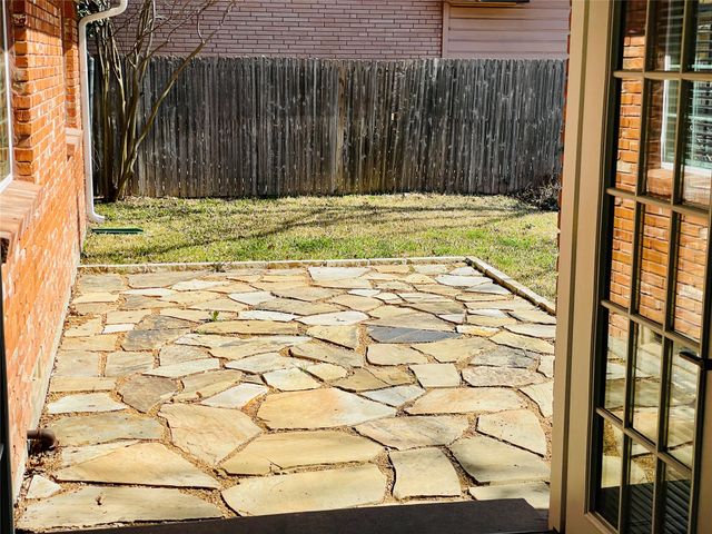 534 E Spring Valley Road E, Richardson, TX 75081