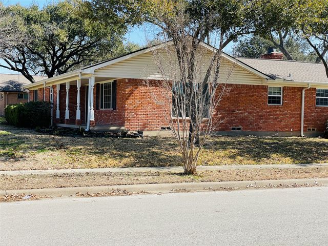 534 E Spring Valley Road E, Richardson, TX 75081