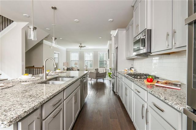 1391 Live Oak Lane, Brookhaven, GA 30319