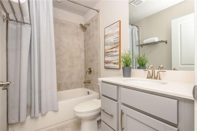 1391 Live Oak Lane, Brookhaven, GA 30319