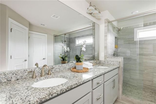1391 Live Oak Lane, Brookhaven, GA 30319