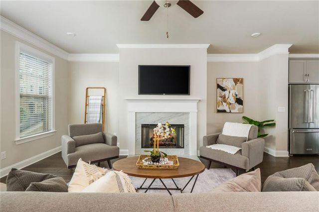 1391 Live Oak Lane, Brookhaven, GA 30319