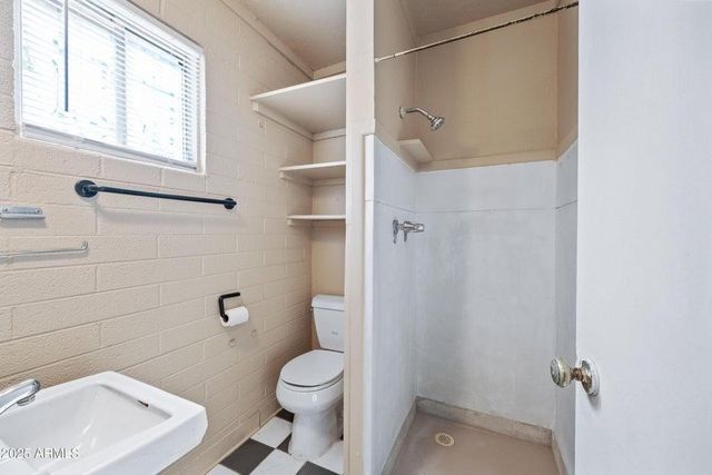 343 W Portland Street Apt 6, Phoenix, AZ 85003