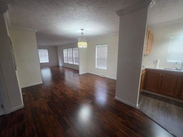 75 Cornwell Station Road, Frenchburg, KY 40322