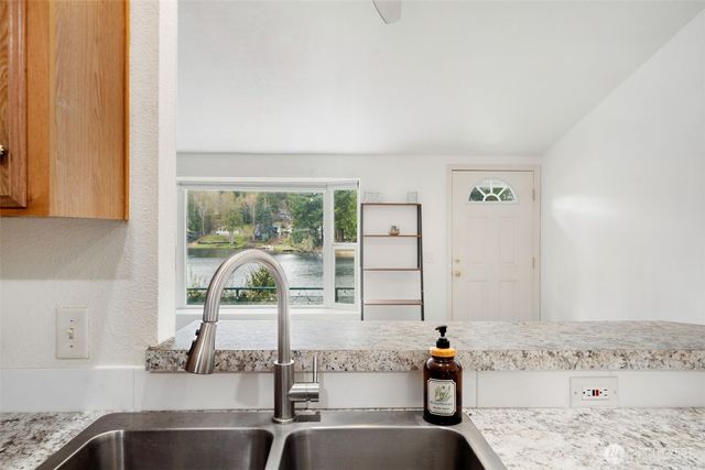 470 SE Crescent Drive, Shelton, WA 98584