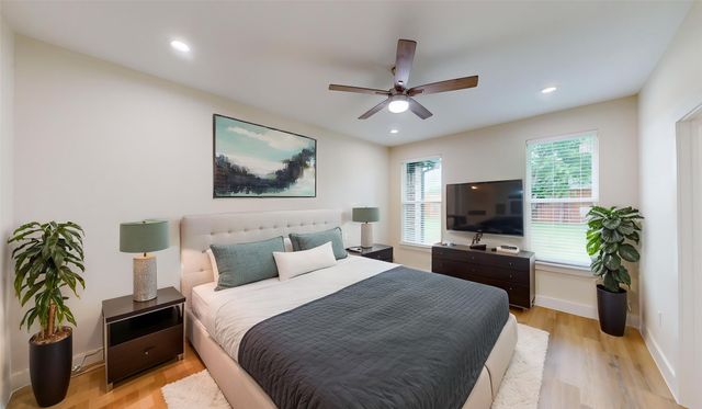 1625 Avenue D, Grand Prairie, TX 75051