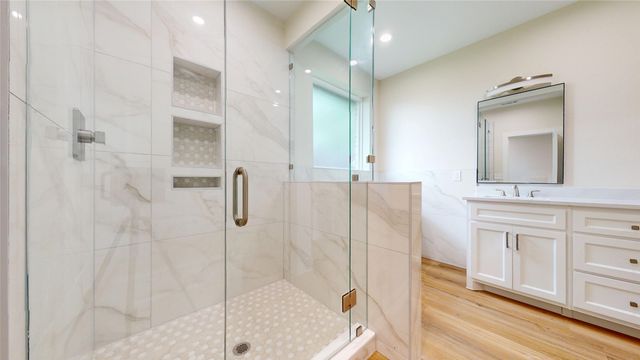 1625 Avenue D, Grand Prairie, TX 75051