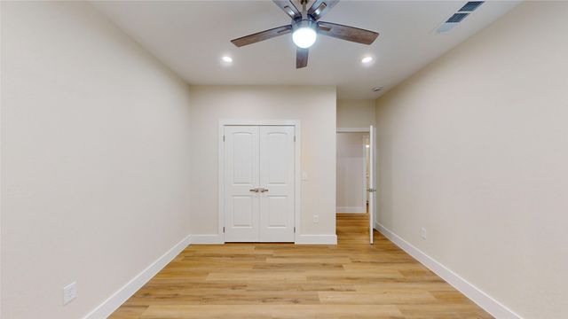 1625 Avenue D, Grand Prairie, TX 75051